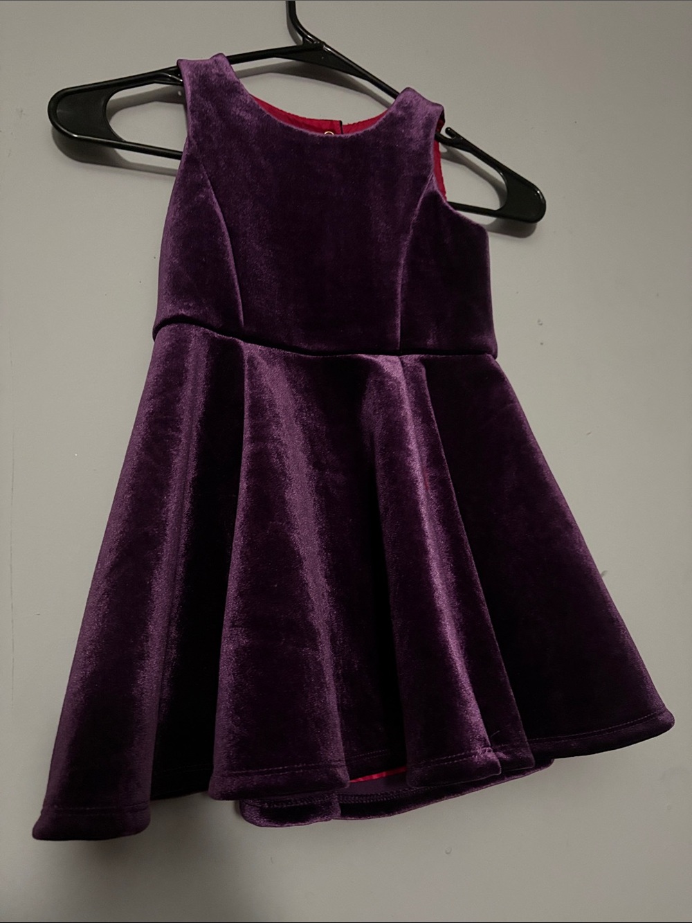 Girls Velvet Sleeveless Party Dress in Purple